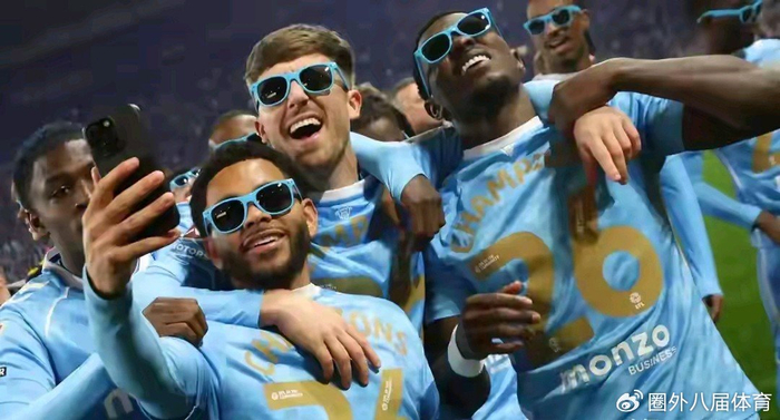 二级联赛杀疯了！沙尔克一只脚已回德甲，意乙14队乱斗_二级联赛杀疯了！沙尔克一只脚已回德甲，意乙14队乱斗_