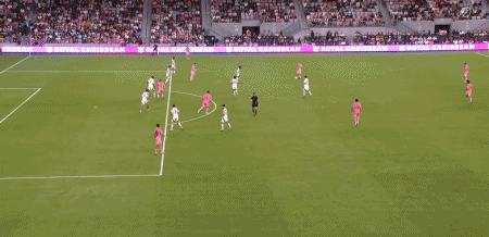 梅西被激怒_梅西进攻_