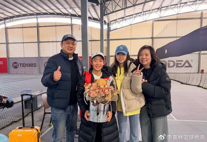 豪夺3冠1亚！中国女网13岁天才新星崛起：郑钦文王欣瑜后继有人__豪夺3冠1亚！中国女网13岁天才新星崛起：郑钦文王欣瑜后继有人