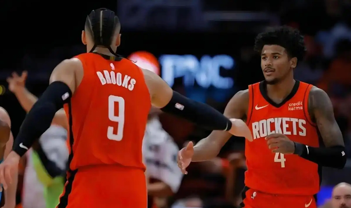 _天王山！黑8！东部杀疯了！亚历山大18中15爆42分，没法黑！_天王山！黑8！东部杀疯了！亚历山大18中15爆42分，没法黑！